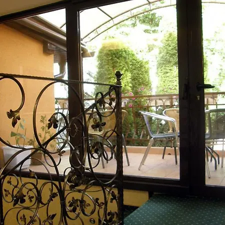 Mejdan Couette-café